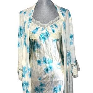 Valerie Stevens Nightwon & Robe set ivory and teal 100 silk , size L